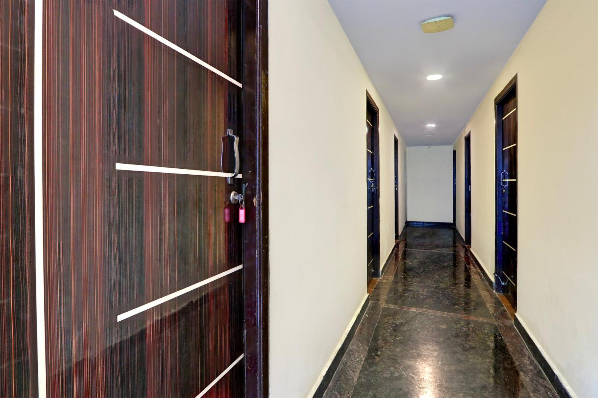 Super Hotel O Boduppal Upal Exterior foto